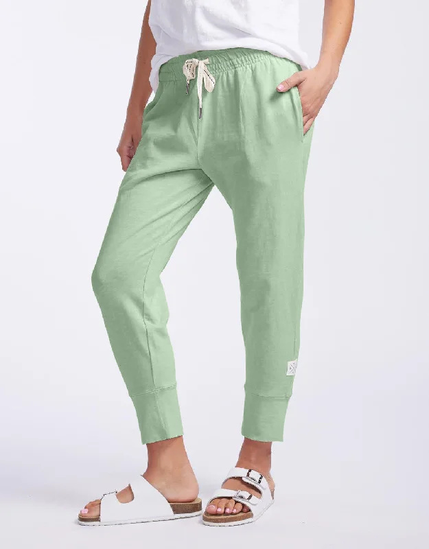 3/4 Brunch Pants - Quiet Green