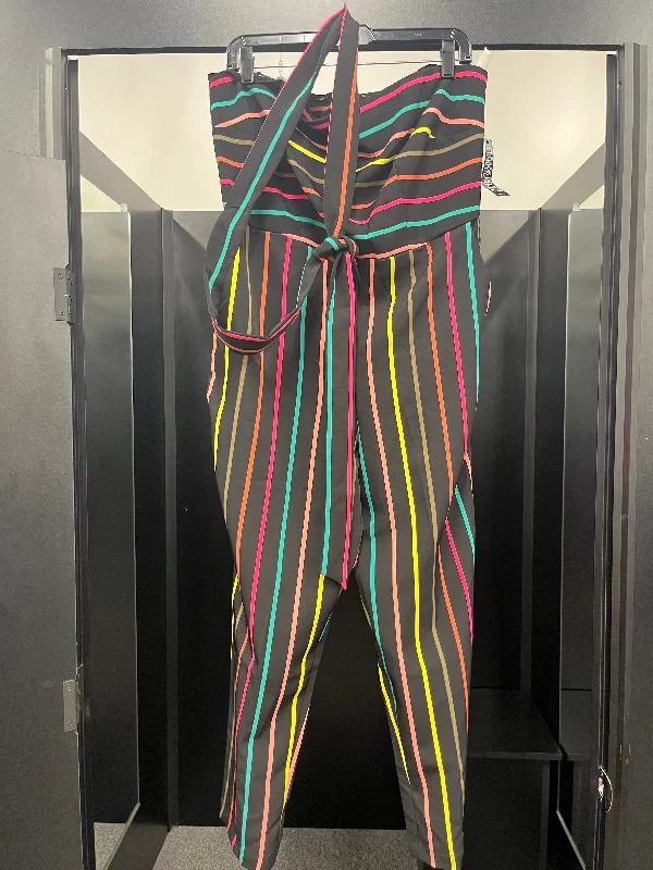 Striped Jumpsuit New York And Co, Size L Halter unclassified dresses